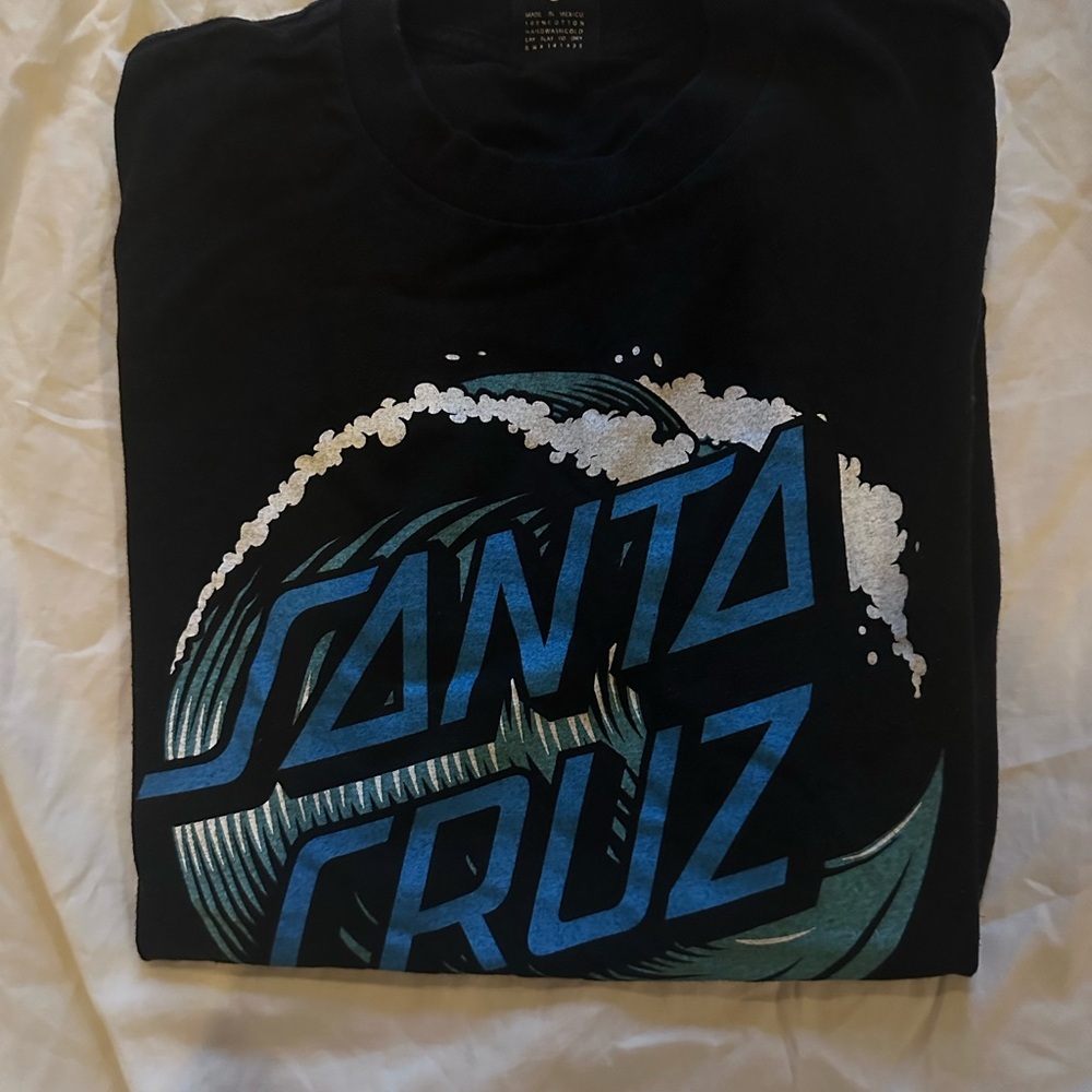 Santa Cruz Black T-Shirt with Wave Graphic